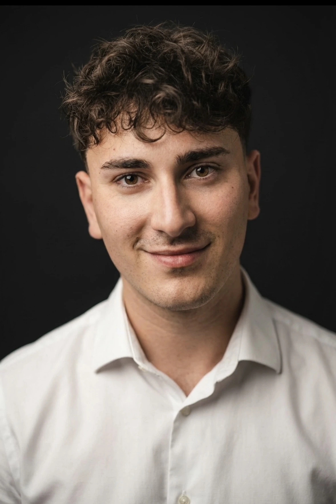 Oskar Dinesen, grundlægger af NemChatbot